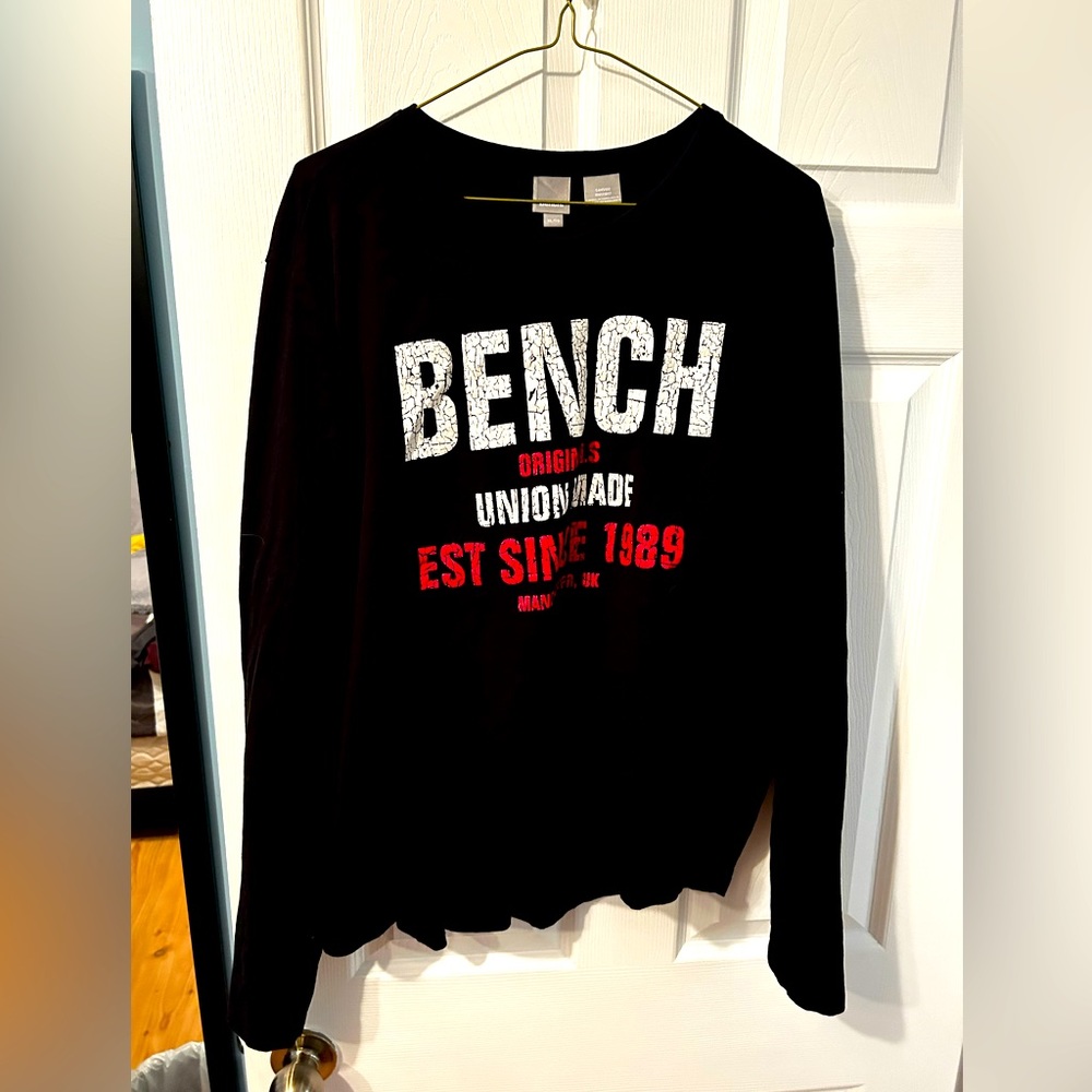 2 Men’s XL Bench long sleeve shirts